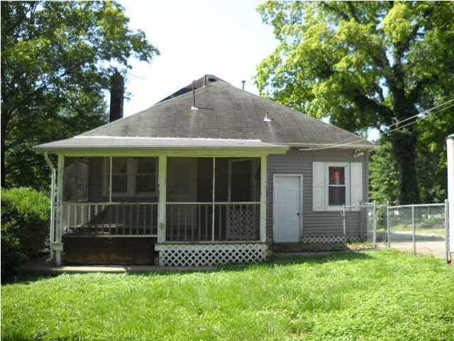 319 W North St, Boonville, IN 47601 photo 9