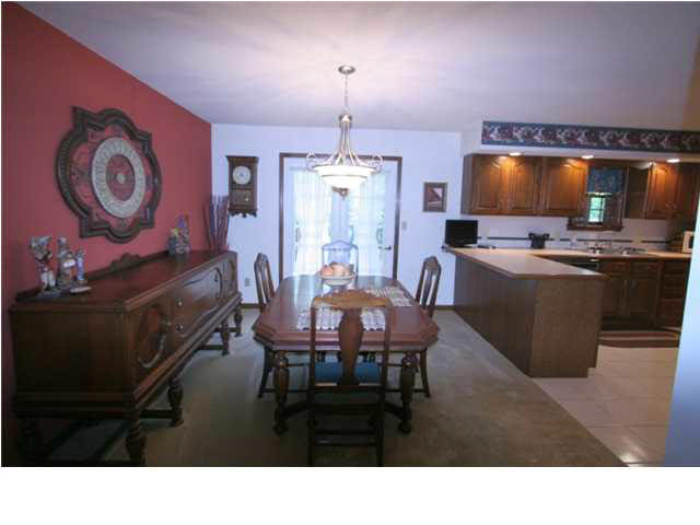 323 E Timberlin Ln, Jasper, IN 47546 photo 11