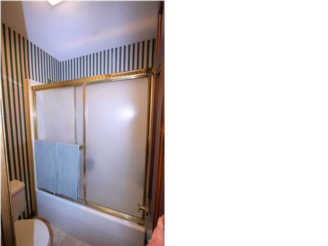 323 E Timberlin Ln, Jasper, IN 47546 photo 14