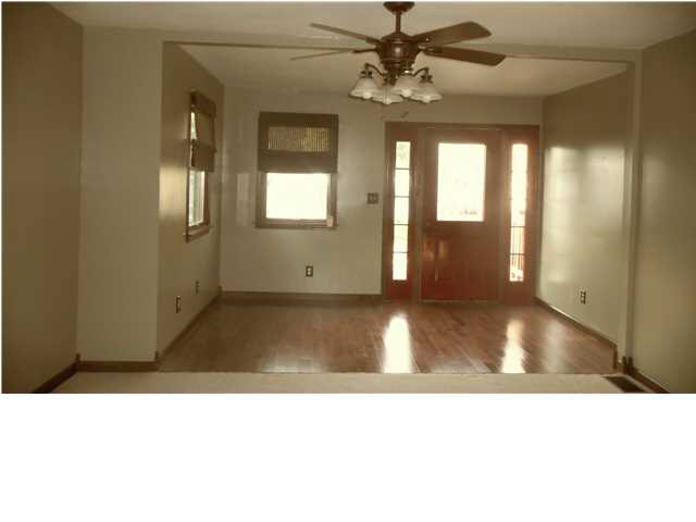1607 Grand Ave, Washington, IN 47501 photo 4