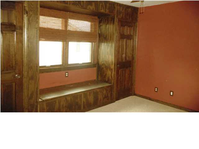 1607 Grand Ave, Washington, IN 47501 photo 5