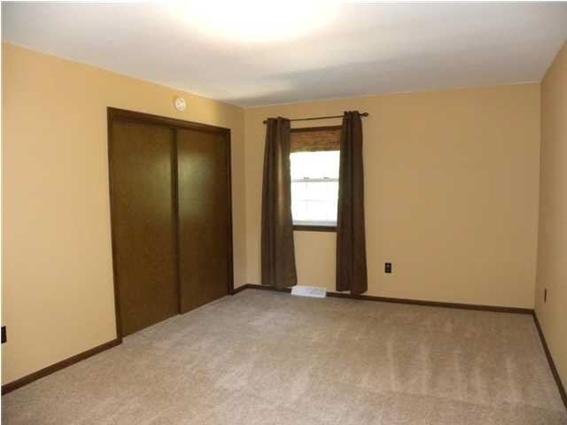 309 E 1025 S, Haubstadt, IN 47639 photo 10