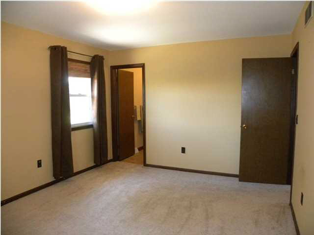 309 E 1025 S, Haubstadt, IN 47639 photo 11