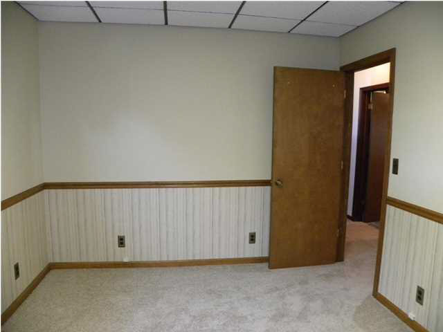 309 E 1025 S, Haubstadt, IN 47639 photo 18