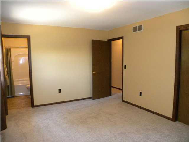 309 E 1025 S, Haubstadt, IN 47639 photo 12