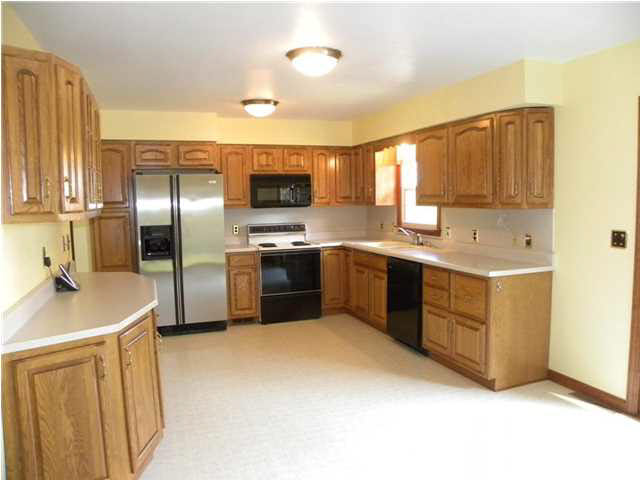309 E 1025 S, Haubstadt, IN 47639 photo 9