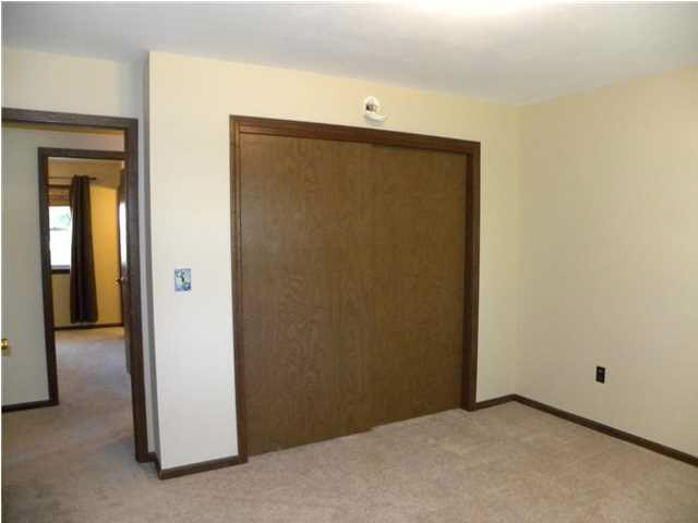 309 E 1025 S, Haubstadt, IN 47639 photo 17