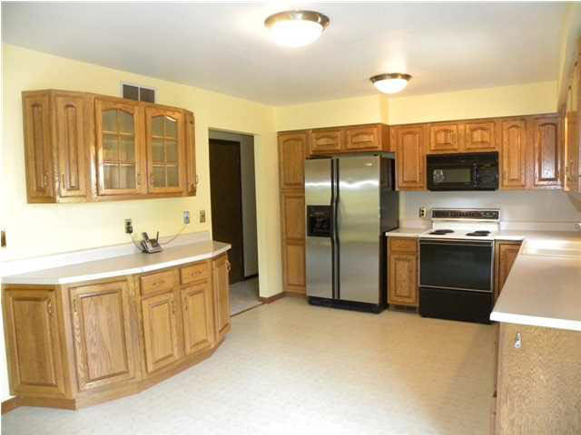 309 E 1025 S, Haubstadt, IN 47639 photo 8