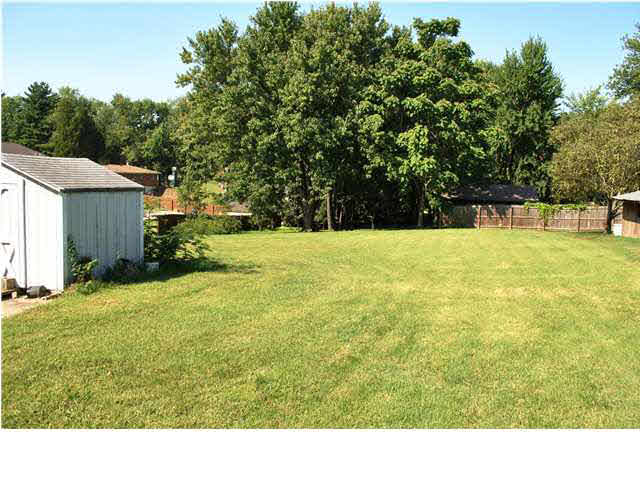 3077 Bell Rd, Newburgh, IN 47630 photo 9