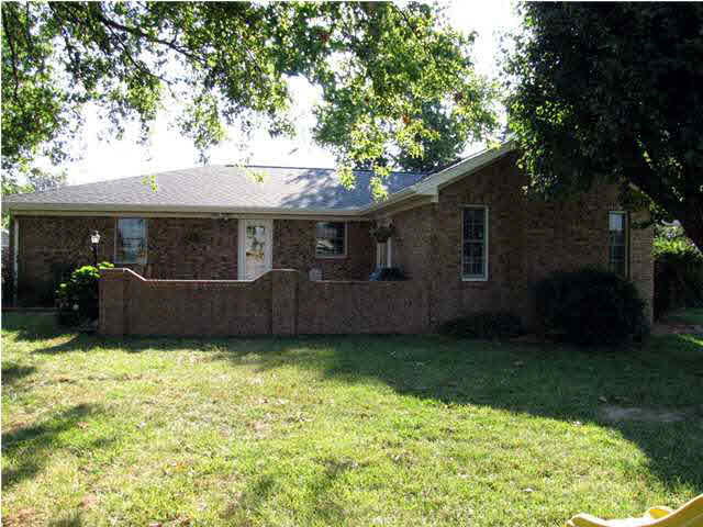 115 S Jeremy Ln, Haubstadt, IN 47639 photo 2
