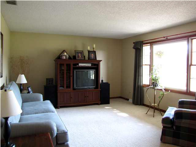 115 S Jeremy Ln, Haubstadt, IN 47639 photo 12