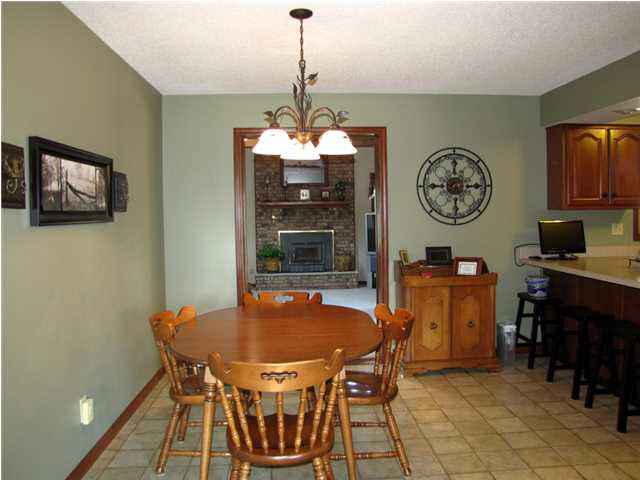 115 S Jeremy Ln, Haubstadt, IN 47639 photo 10