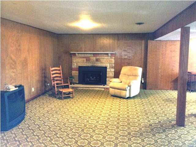 6220 Hogue Rd, Evansville, IN 47712 photo 13
