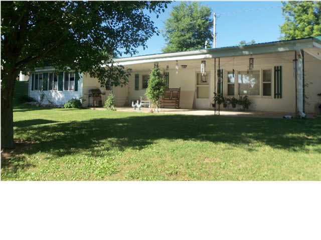 10809 E 700 S, Loogootee, IN 47553 photo 1