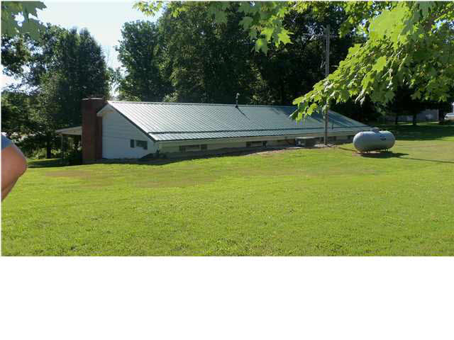 10809 E 700 S, Loogootee, IN 47553 photo 3