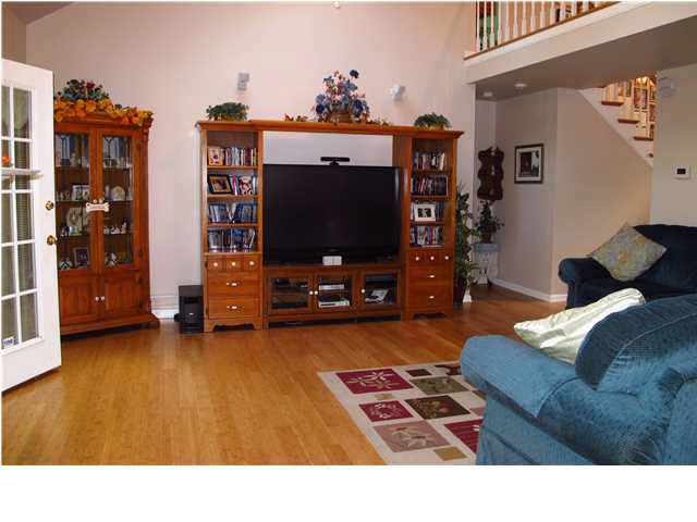8105 Winterbury Dr, Evansville, IN 47711 photo 6