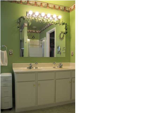 8105 Winterbury Dr, Evansville, IN 47711 photo 17