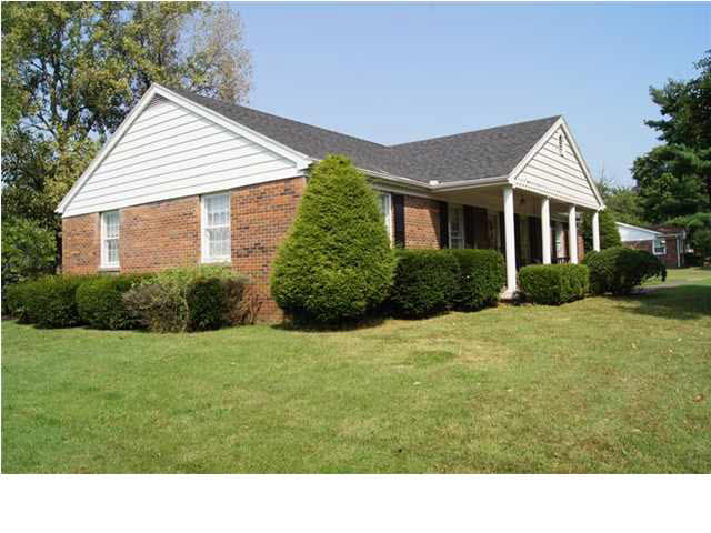 4477 E Lincoln Dr, Newburgh, IN 47630 photo 3