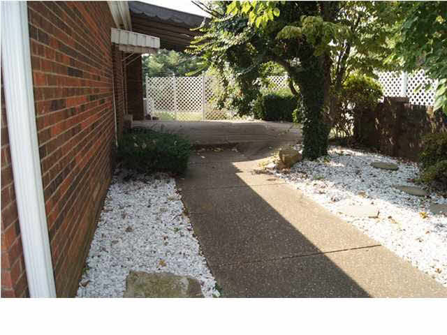 4477 E Lincoln Dr, Newburgh, IN 47630 photo 14