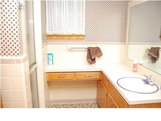 1027 Emily St, Jasper, IN 47546 photo 17