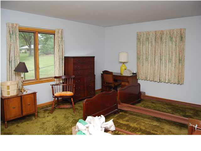 1027 Emily St, Jasper, IN 47546 photo 5