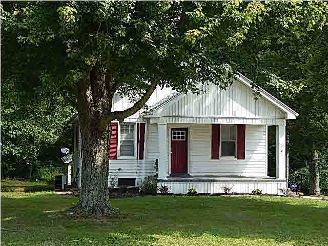 8815 Middle Mount Vernon Rd, Evansville, IN 47712 photo 3