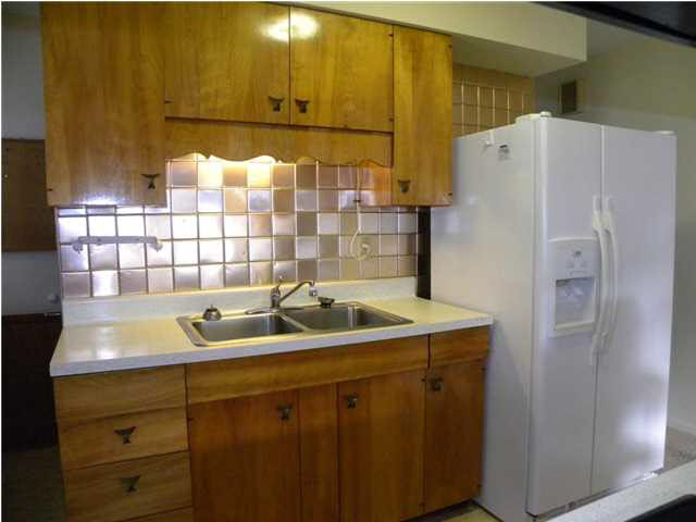 909 E Broadway St, Princeton, IN 47670 photo 7
