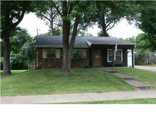 6008 Berry Ln, Evansville, IN 47710 photo 1