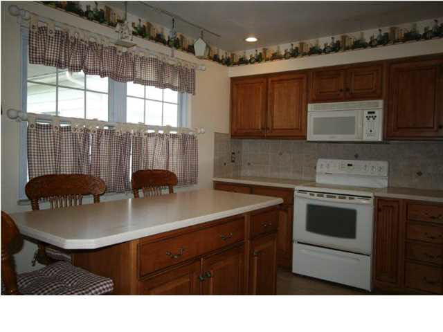 6008 Berry Ln, Evansville, IN 47710 photo 4