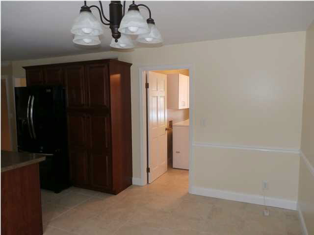 5711 Woodlawn Dr, Newburgh, IN 47630 photo 5
