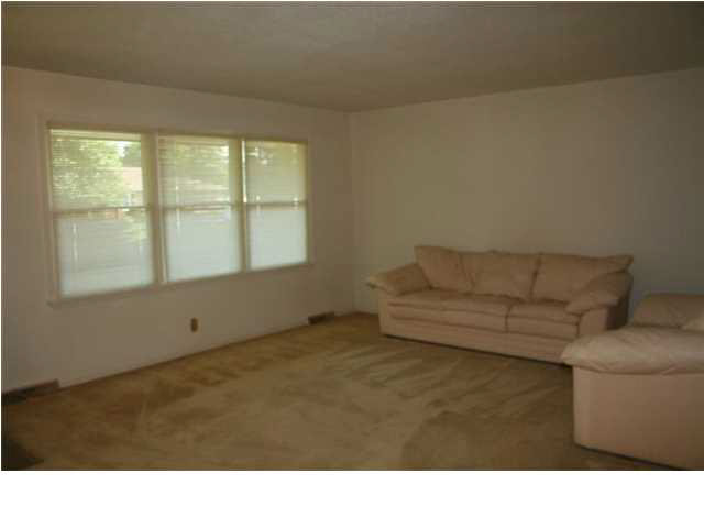 8433 Kifer Dr, Newburgh, IN 47630 photo 4