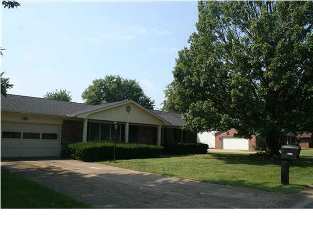 8433 Kifer Dr, Newburgh, IN 47630 photo 2