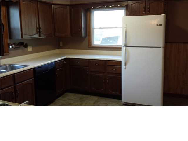 302 E Walnut, Odon, IN 47562 photo 6