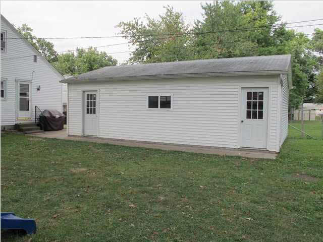 1858 Marshall Ave, Evansville, IN 47714 photo 3