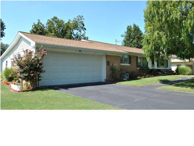 5611 Burdette Ln, Newburgh, IN 47630 photo 2