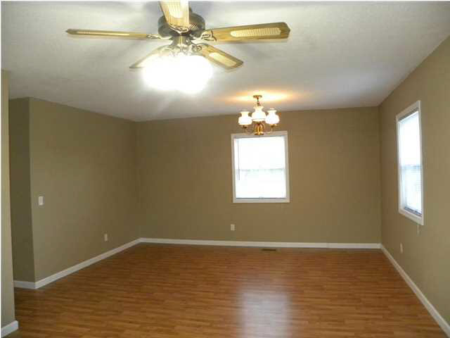 652 S State Road 57, Oakland City, IN 47660 photo 14