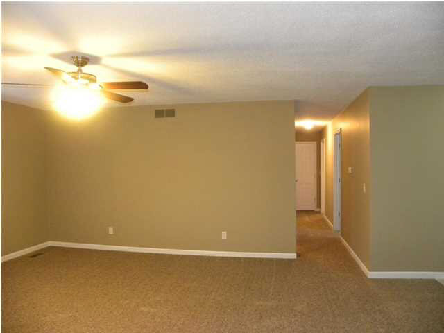652 S State Road 57, Oakland City, IN 47660 photo 9