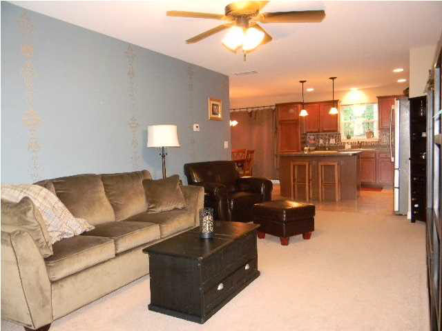 2249 Belize Dr, Evansville, IN 47725 photo 8