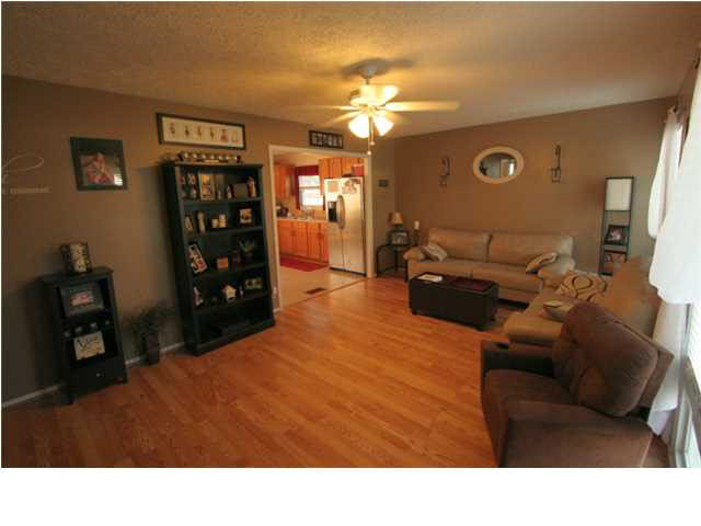 2526 Alois Ct, Jasper, IN 47546 photo 5