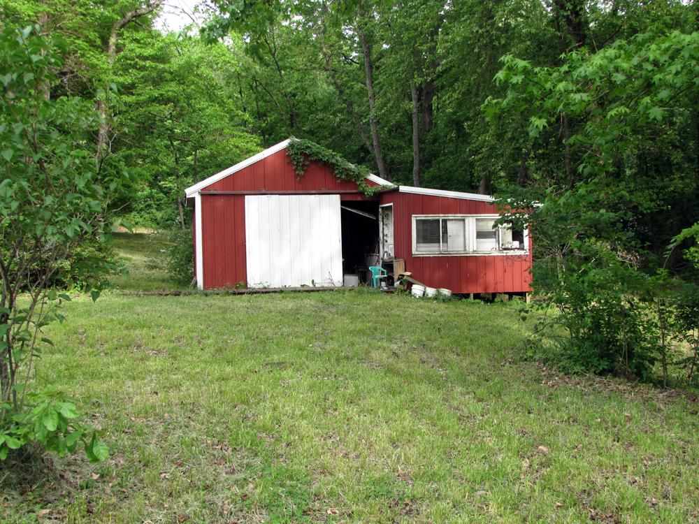 160 Fuquay Rd, Chandler, IN 47610 photo 6