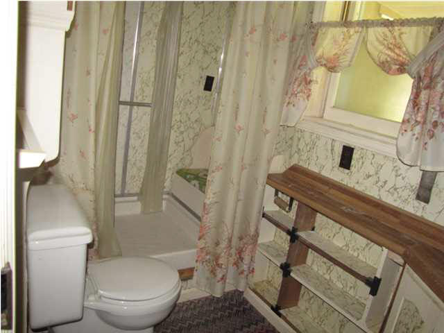 160 Fuquay Rd, Chandler, IN 47610 photo 9