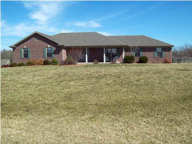 5108 Aaron St, Mount Vernon, IN 47620 photo 1