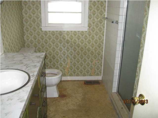 918 Kleymeyer Ave, Evansville, IN 47720 photo 8