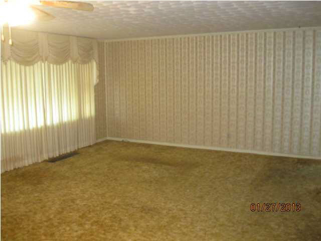918 Kleymeyer Ave, Evansville, IN 47720 photo 3