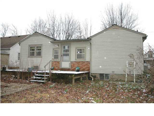 1110 N Vanburen St, Huntingburg, IN 47542 photo 2
