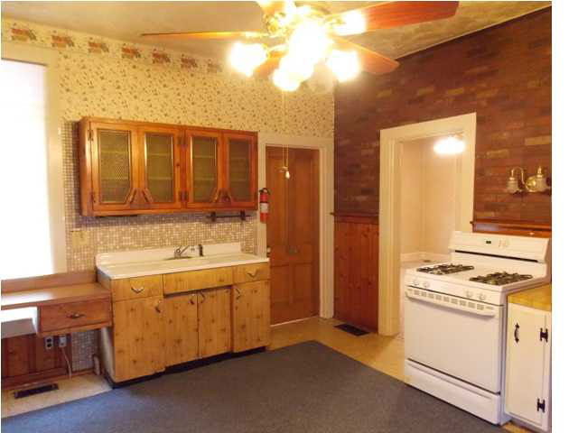 3021 Hillcrest Ter, Evansville, IN 47712 photo 3