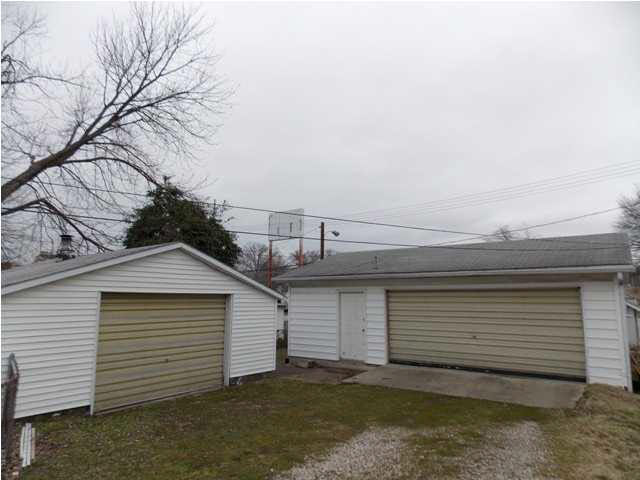 3021 Hillcrest Ter, Evansville, IN 47712 photo 4