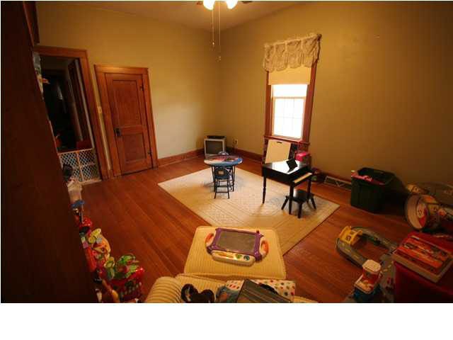 1426 Main St, Jasper, IN 47546 photo 6