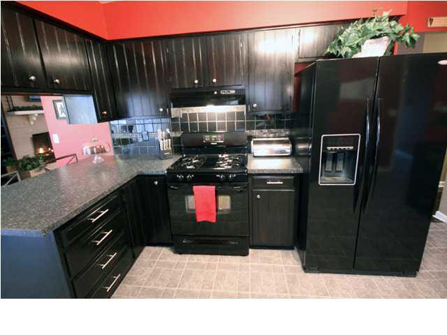 2114 Sleepy Hollow Dr, Evansville, IN 47720 photo 7