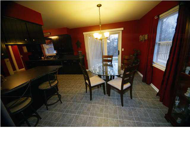 2114 Sleepy Hollow Dr, Evansville, IN 47720 photo 6